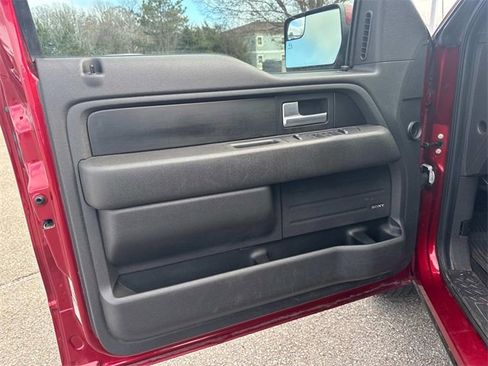 Used 2014 Ford F150 FX4 w/ Equipment Group 402A Luxury image 23