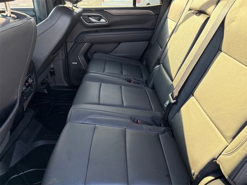 Used 2022 Chevrolet Tahoe Z71 w/ Z71 Off-Road Package image 26