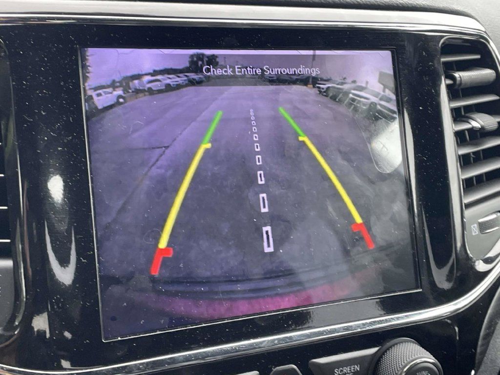 Certified 2020 Jeep Grand Cherokee Altitude AWD/4WD image 31