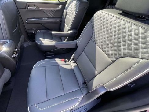 Certified 2024 GMC Acadia Denali image 26