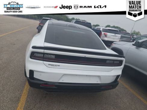 Used 2024 Dodge Charger Daytona Scat Pack w/ Plus Group AWD/4WD image 4