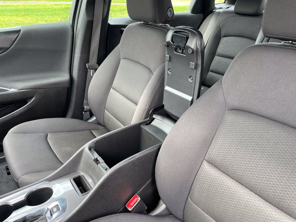 Used 2025 Chevrolet Malibu LT FWD image 33