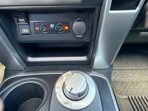 Used 2023 Toyota 4Runner Limited AWD/4WD image 21