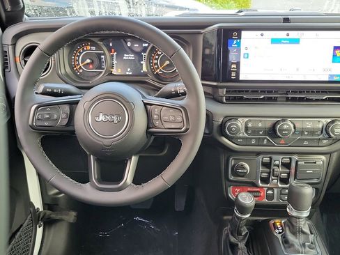 New 2026 Jeep Gladiator Mojave image 4