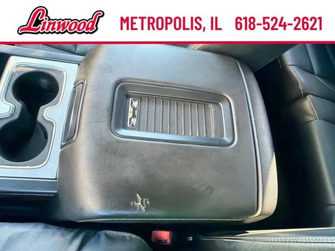 Used 2017 GMC Sierra 1500 SLT w/ SLT Preferred Package AWD/4WD image 22