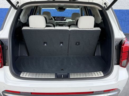 Used 2024 Hyundai Palisade Calligraphy image 25