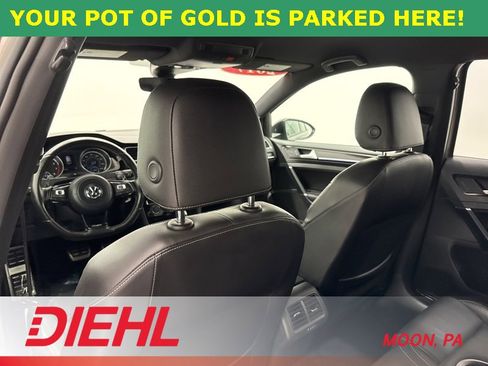 Used 2017 Volkswagen Golf R 4-Door image 16
