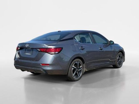 Used 2024 Nissan Sentra SV FWD image 3