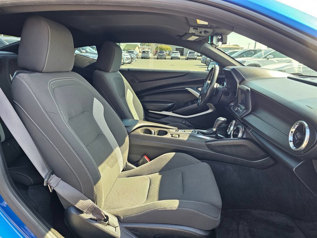 Used 2017 Chevrolet Camaro LT w/ RS Package RWD image 14