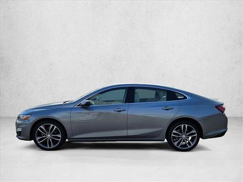Used 2024 Chevrolet Malibu LT FWD image 2