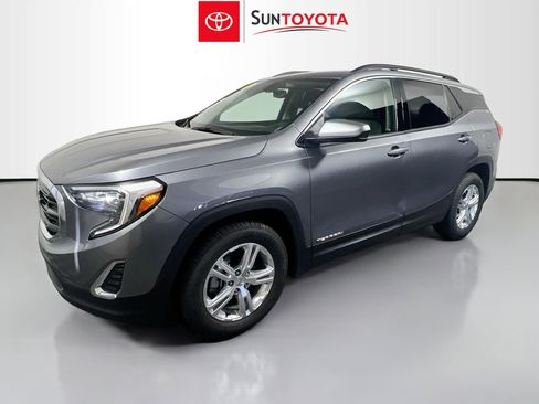 Used 2018 GMC Terrain SLE w/ Driver Convenience Package image 7