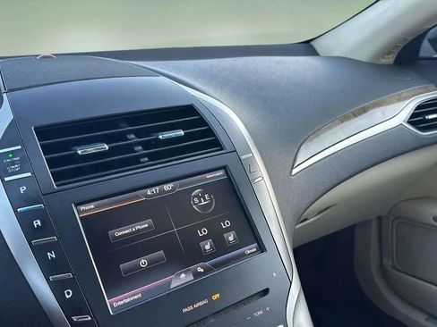 Used 2015 Lincoln MKZ AWD w/ Equipment Group 101A Select image 43