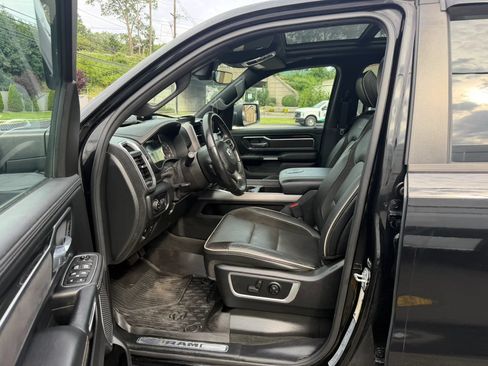 Used 2021 RAM 1500 Laramie w/ Sport Appearance Package AWD/4WD image 23