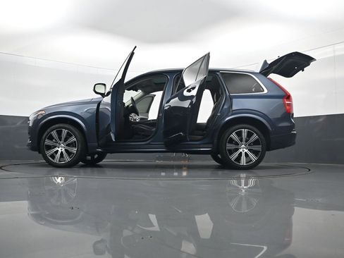 Used 2023 Volvo XC90 B6 Ultimate w/ Protection Package Premier AWD/4WD image 41