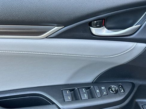 Used 2019 Honda Civic EX-L image 14