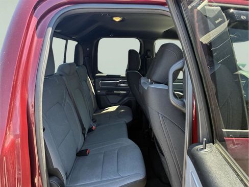 Used 2022 RAM 1500 Big Horn AWD/4WD image 9