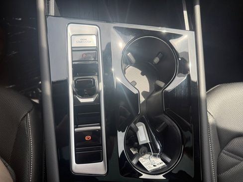 New 2026 Volkswagen Atlas SE FWD image 20