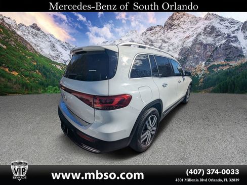 Certified 2023 Mercedes-Benz EQB 250+ w/ Exclusive Package image 16