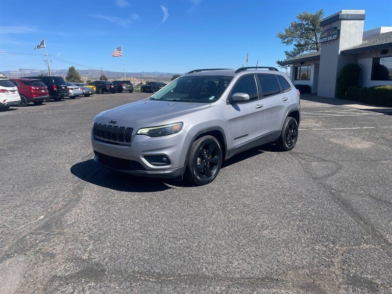 Used 2021 Jeep Cherokee Latitude Plus FWD image 1