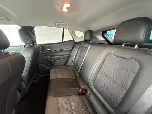 Used 2024 Chevrolet Trax LT FWD image 36