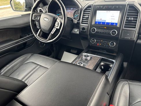 Used 2021 Ford Expedition Limited image 25