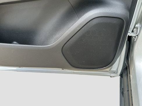 Used 2018 GMC Acadia SLE FWD image 25