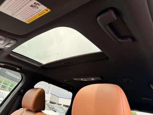 Used 2024 Kia Telluride EX X-Line AWD/4WD image 19