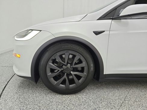 Used 2023 Tesla Model X AWD/4WD image 17
