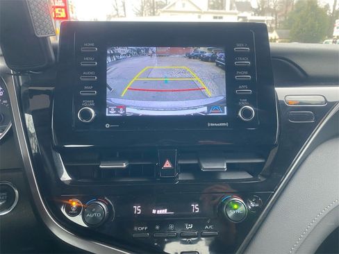 Used 2024 Toyota Camry LE w/ Convenience Package image 22