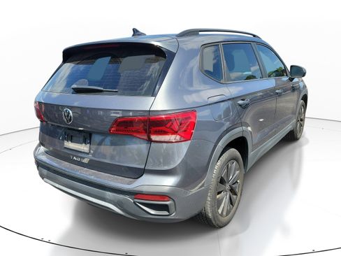 Used 2022 Volkswagen Taos S image 6