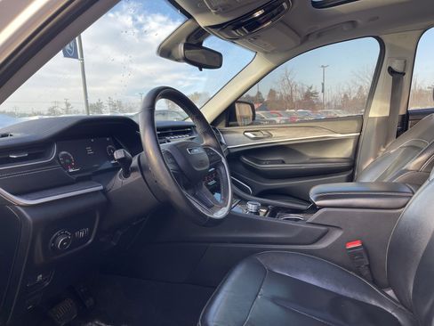 Used 2021 Jeep Grand Cherokee L Limited image 10