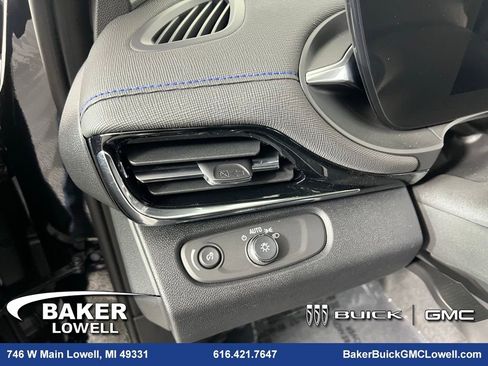 New 2025 Buick Envista Sport Touring w/ Convenience I Package image 17