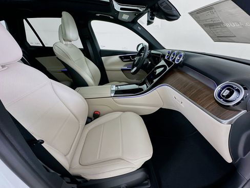 New 2026 Mercedes-Benz GLC 300 image 31