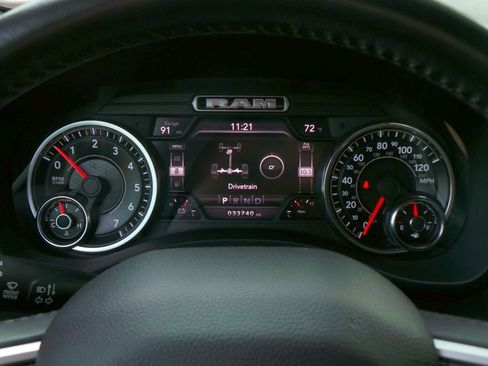 Used 2021 RAM 1500 Big Horn AWD/4WD image 9