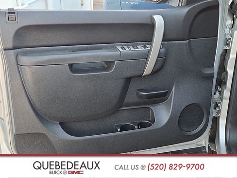 Used 2011 Chevrolet Silverado 1500 LT w/ Regional Value Package RWD image 9
