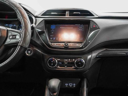 Used 2021 Chevrolet TrailBlazer LT w/ Convenience Package FWD image 13