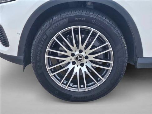 Certified 2026 Mercedes-Benz GLC 300 image 14