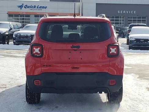 Used 2023 Jeep Renegade Latitude image 7