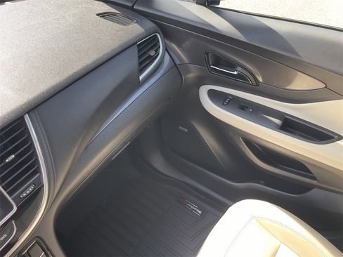 Used 2018 Buick Encore Premium w/ Experience Buick Package image 28