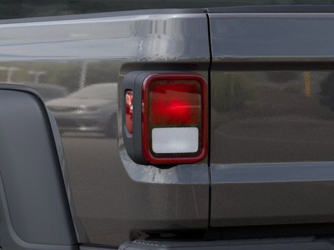 New 2025 Jeep Gladiator Sport AWD/4WD image 14