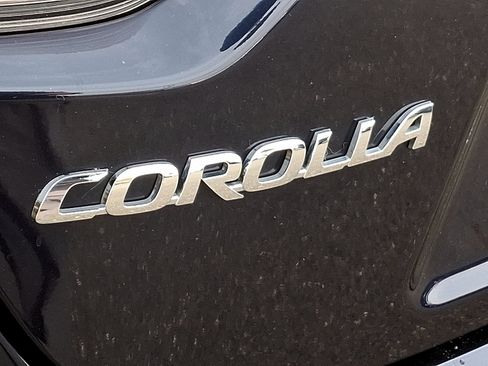 Certified 2022 Toyota Corolla LE image 29