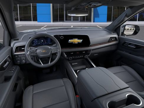 New 2026 Chevrolet Tahoe Premier w/ Sun And Tow Package AWD/4WD image 16