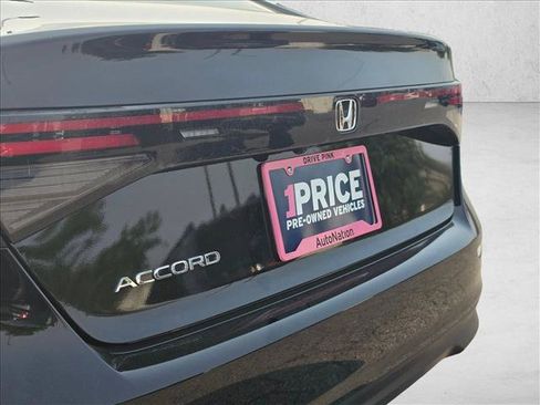 Used 2025 Honda Accord SE image 14