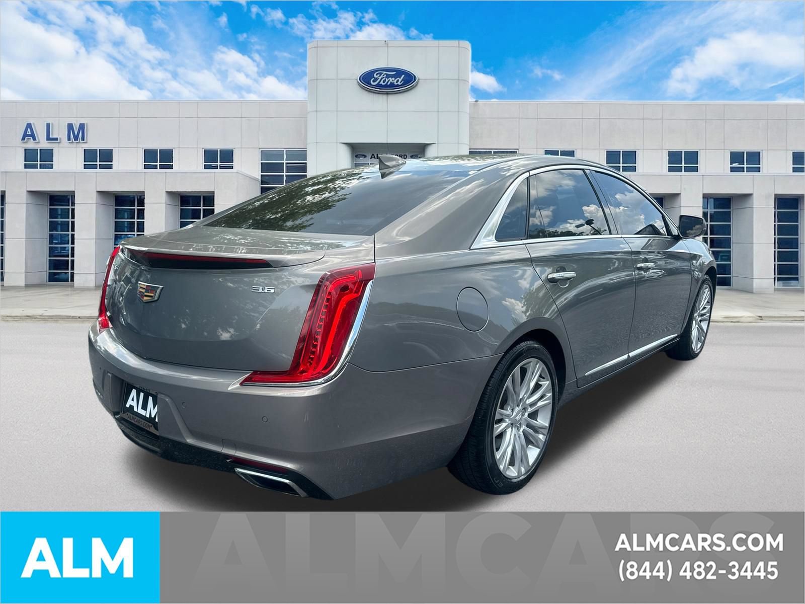 Used 2019 Cadillac XTS Luxury FWD image 5
