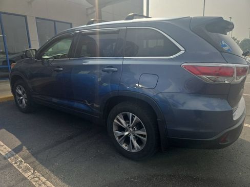 Used 2015 Toyota Highlander XLE AWD/4WD image 10