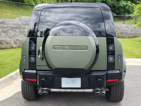 New 2026 Land Rover Defender 110 X-Dynamic SE AWD/4WD image 7