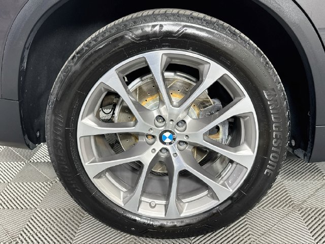 Used 2019 BMW X5 xDrive40i w/ Premium Package 2 AWD/4WD image 30