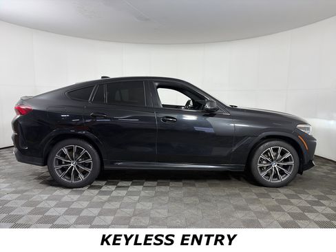 Used 2021 BMW X6 xDrive40i w/ M Sport Package image 8