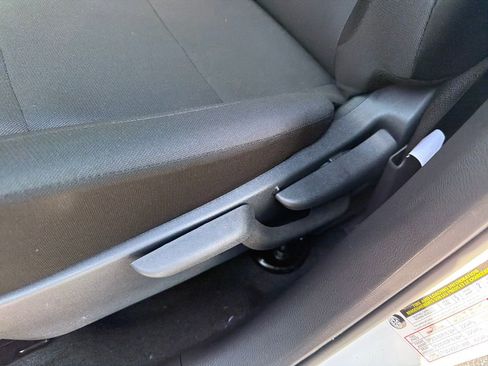 Certified 2025 Nissan Kicks Play S image 14