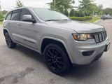 Used 2018 Jeep Grand Cherokee Altitude image 6